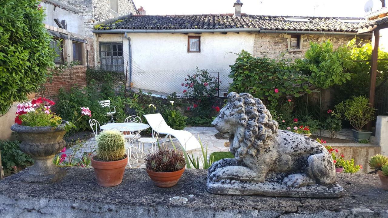 TOURNUS Belle maison vue sur Saône Tournus Exterior foto