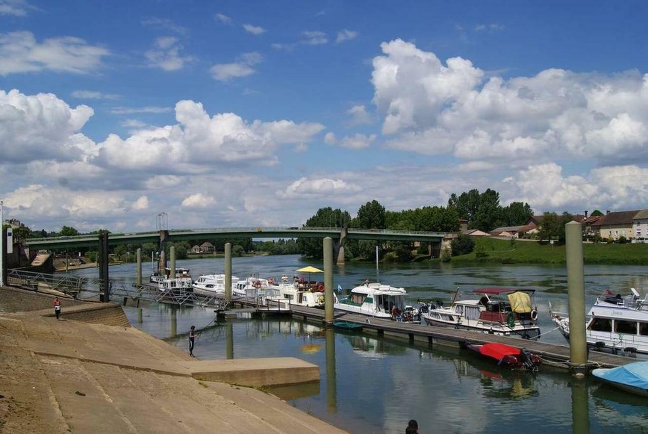 TOURNUS Belle maison vue sur Saône Tournus Exterior foto